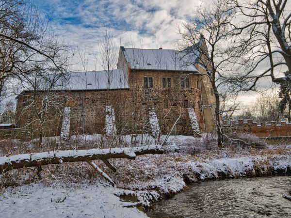 Winter auf der Wasserburg Roßlau